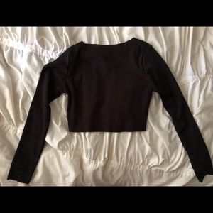 Long sleeve crop top